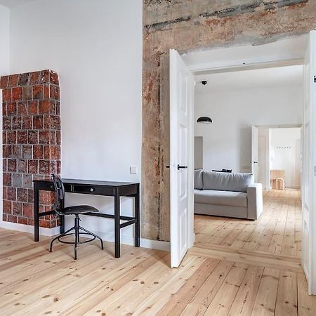 Spacious 2-Bedroom Flat In Old Town By Urban Rent วิลนีอุส ภายนอก รูปภาพ