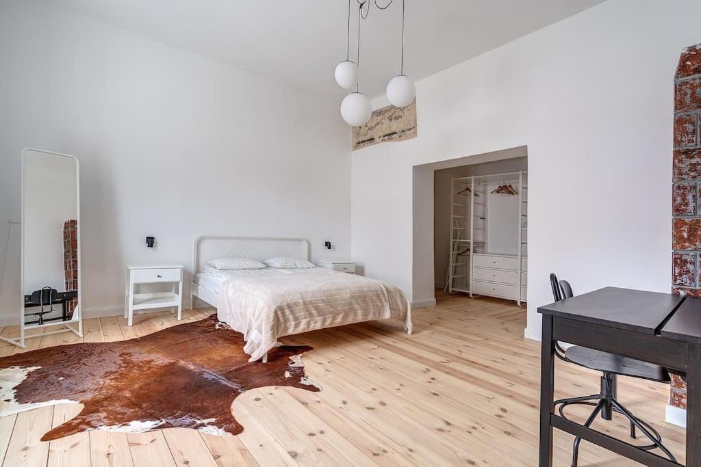 Spacious 2-Bedroom Flat In Old Town By Urban Rent วิลนีอุส ภายนอก รูปภาพ