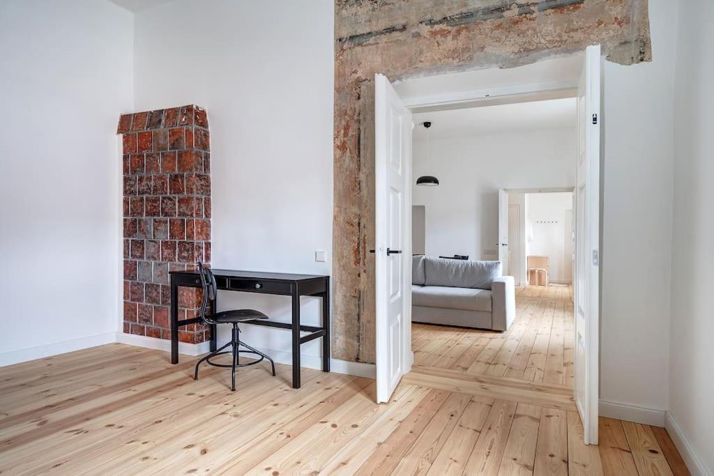 Spacious 2-Bedroom Flat In Old Town By Urban Rent วิลนีอุส ภายนอก รูปภาพ