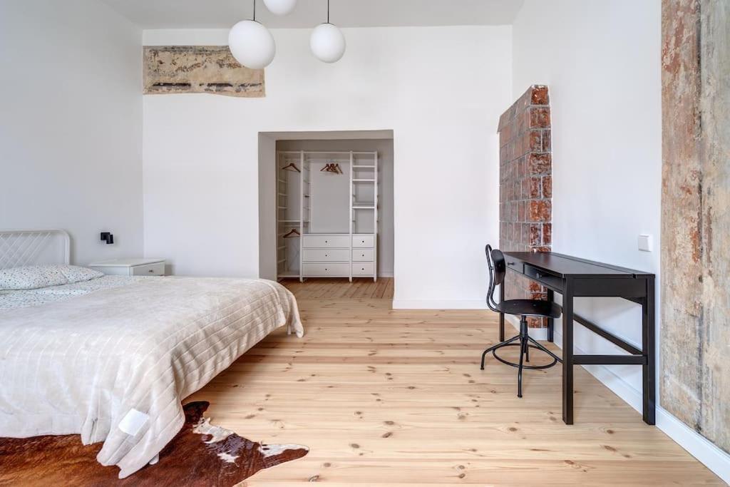 Spacious 2-Bedroom Flat In Old Town By Urban Rent วิลนีอุส ภายนอก รูปภาพ