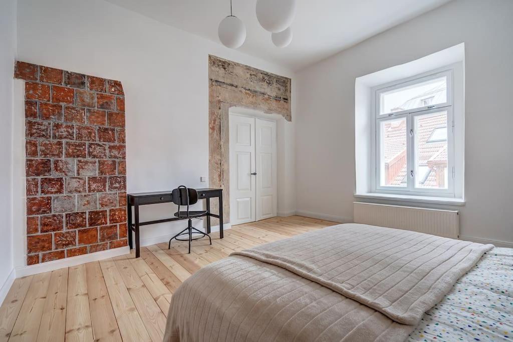 Spacious 2-Bedroom Flat In Old Town By Urban Rent วิลนีอุส ภายนอก รูปภาพ