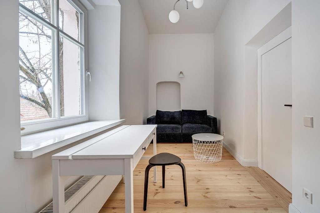 Spacious 2-Bedroom Flat In Old Town By Urban Rent วิลนีอุส ภายนอก รูปภาพ