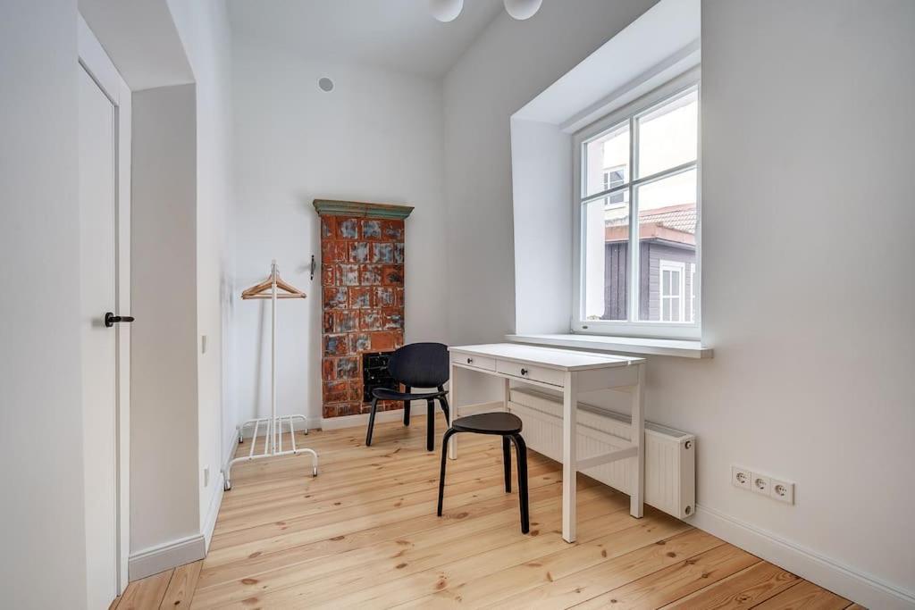 Spacious 2-Bedroom Flat In Old Town By Urban Rent วิลนีอุส ภายนอก รูปภาพ
